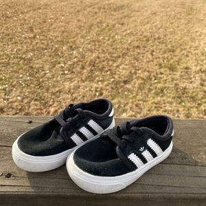 *sold* Adidas Sneakers (so cute!!!)